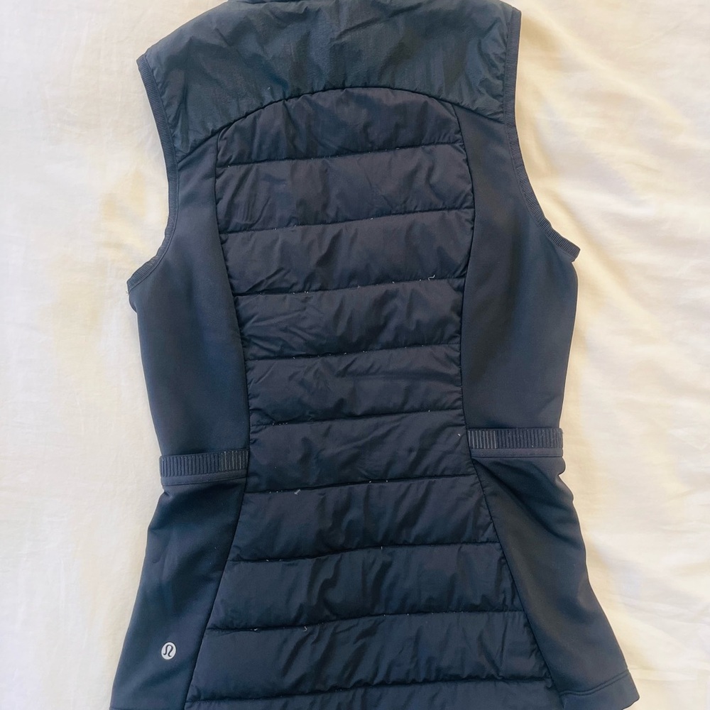Down For It All Vest Lululemon Athletica Puffer Vest, Black View 2